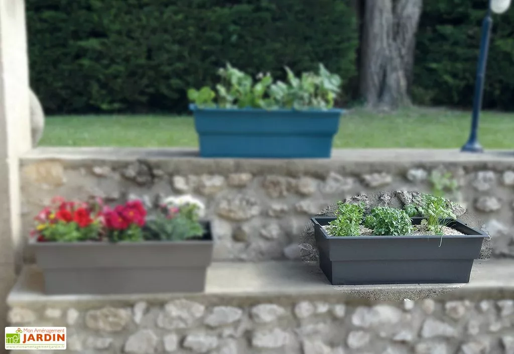 Jardinière Calipso Maxi Basic 40L + Pieds Amovibles – Grise 7 Jardinière Calipso Maxi Basic 40L + Pieds Amovibles – Grise – Image 5