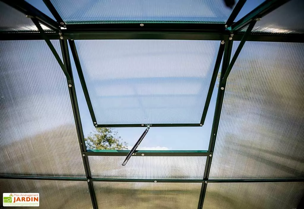 Habrita Serre De Jardin Polycarbonate 10,37m² Avec Base + 4 Lucarnes 6 Habrita Serre De Jardin Polycarbonate 10,37m² Avec Base + 4 Lucarnes – Image 4