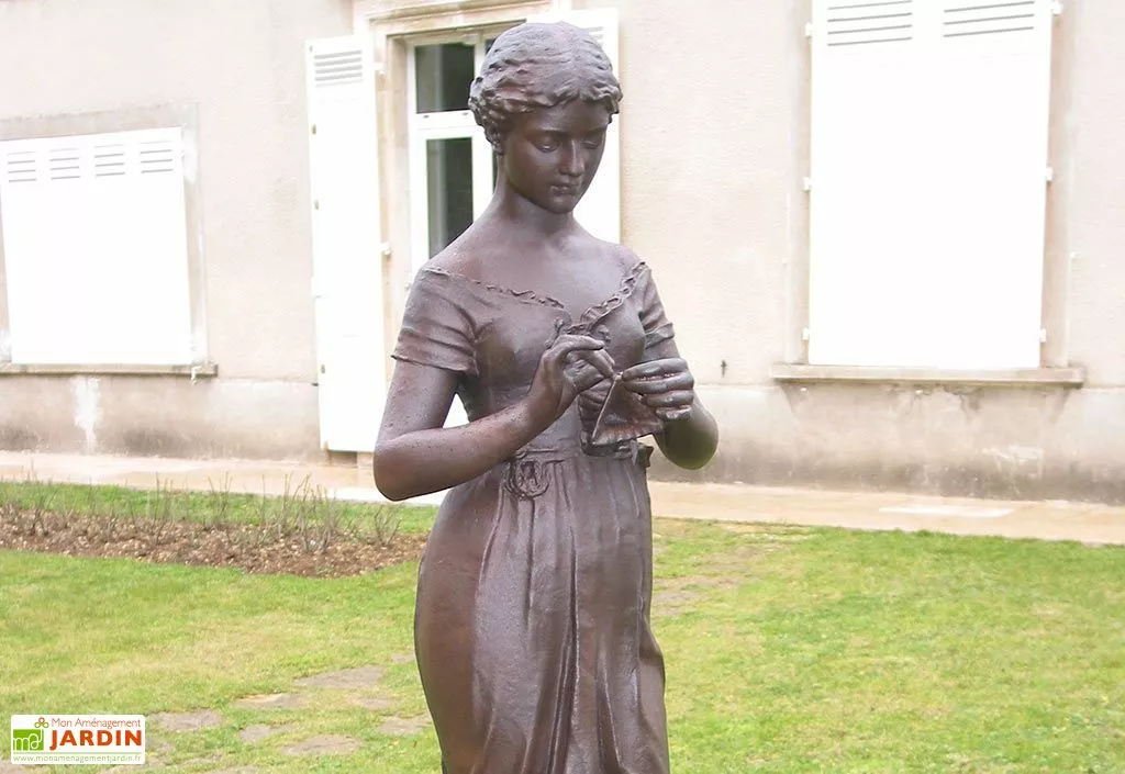 Dommartin Statue De Jardin En Fonte Fleur Des Alpes 3 Dommartin Statue De Jardin En Fonte Fleur Des Alpes